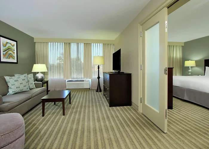 Doubletree By Hilton Newark